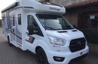 Semintegrale Challenger 317 Graphite Edition