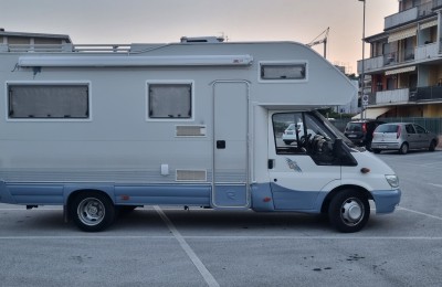 Camper usati: Mansardato Rimor Superbrig 650