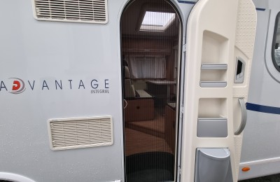 Motorhome Dethleffs Advantage I6571
