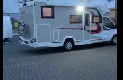 Camper usati: Semintegrale Challenger Graphite