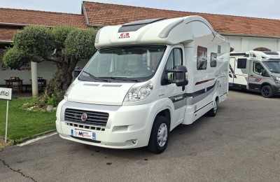 Camper usati: Semintegrale Adria Matrix M680 Sp