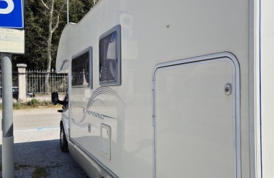 Camper usati: Mansardato Rimor Kamarano 7