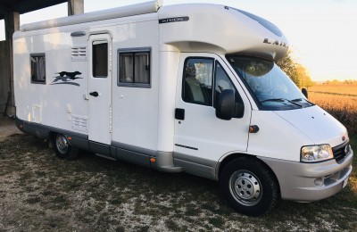 Camper usati: Semintegrale Laika Kreos 3008