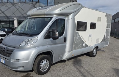 Camper usati: Semintegrale Giottiline Therry T 36 Evo 