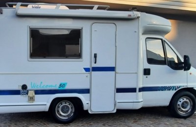Camper usati: Semintegrale Chausson Welcome 50