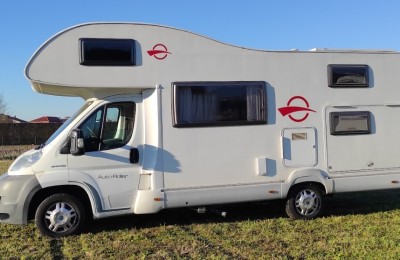 Camper usati: Mansardato Roller Team Autoroller 7