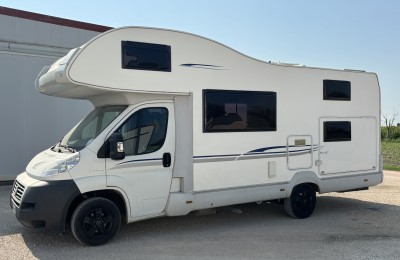 Camper usati: Mansardato C.i. Elliot E706