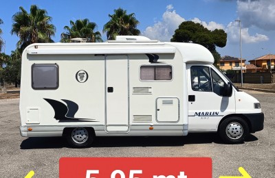 Camper usati: Semintegrale Elnagh Marlin Slim 2