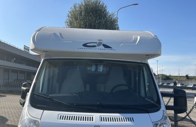 Camper usati: Semintegrale C.i. International X-til Garage