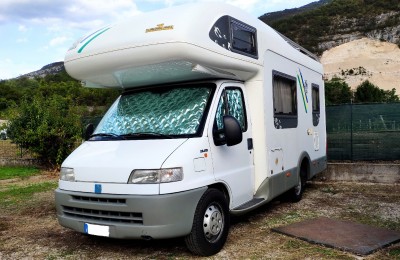 Camper usati: Mansardato Knaus Traveller 608