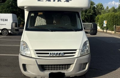 Camper usati: Mansardato Laika Kreos 3001