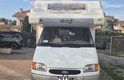 Camper usati: Mansardato Elnagh King 670