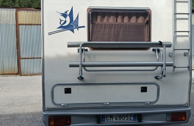 Camper usati: Mansardato Elnagh Marlen 65
