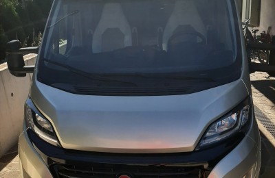 Camper usati: Semintegrale Bürstner Lyseo 690 Td Privilege