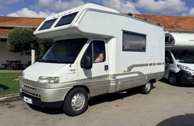 Camper usati: Mansardato Laika Ecovip 5l