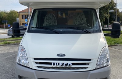 Camper usati: Mansardato Laika Kreos 3001