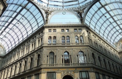 Vedi Napoli e poi... anche la Fiera in camper