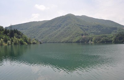 Parco regionale dei laghi Suviana e Brasimone in camper