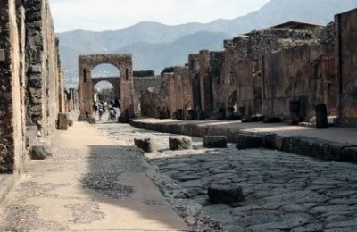 Pasqua Partenopea in camper