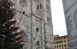 Capodanno a Firenze, Pisa e Parchi preistorici in camper