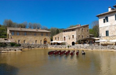 Da Napoli in Val d'Orcia - Terme libere in camper