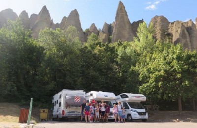 Tre elefanti bianchi in Francia in camper