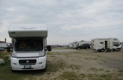 Parkplatz am bahnhof/scandlines