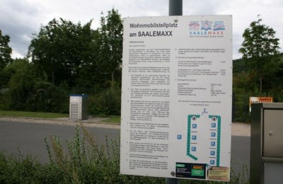 Wohnmobilstellplatz am Saalemaxx