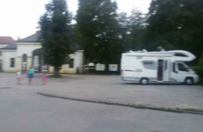 Parcheggio di Hrad Budatin (Castello)