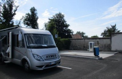 Aire de camping-cars