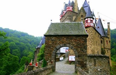 Parkplatz Schloss Burg Eltz