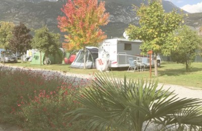 AB&C Arco Bed and Camping