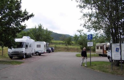 Parkplatz an der Sporthalle