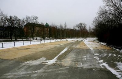 Wohnmobilstellplatze auf dem Festplatz