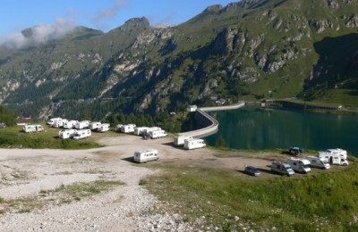 Area di sosta a Lago Fedaia
