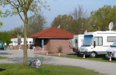 Wohnmobilparkplatz bruchdamm