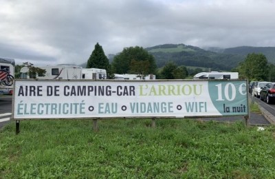 Aire de Camping-Car L'Arriou
