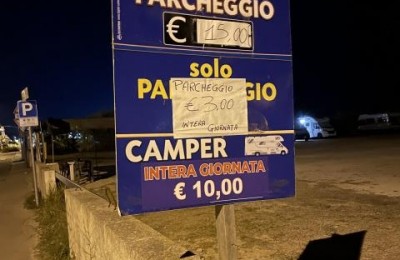 Parcheggio adiacente ristorante Ikarus 