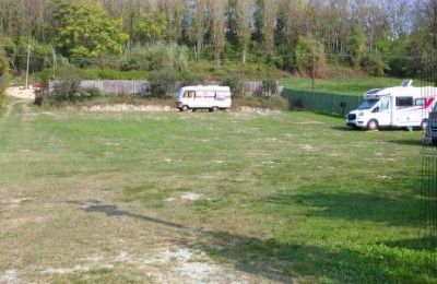 Area Sosta Camper e Picnic