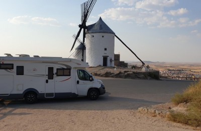 Aparcamiento autocaravanas