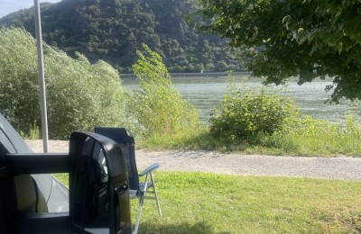 Reisemobilplatz der stadt bacharach