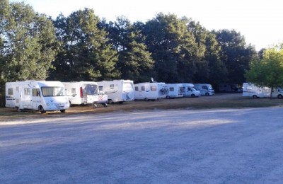 Aire de camping-cars