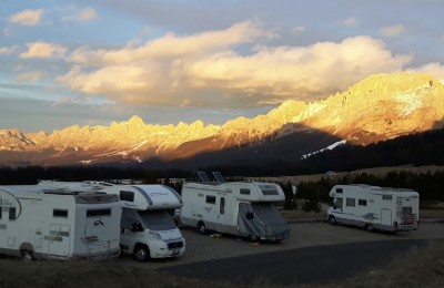 Parcheggio attrezzato per camper