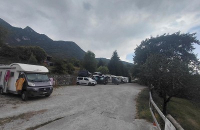 Area sosta lago di Tenno