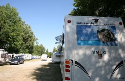 Stellplatzvolkfestplatz - la piazza delle feste del popolo...