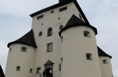 Parcheggio del Novy Zamoc (Castello nuovo)