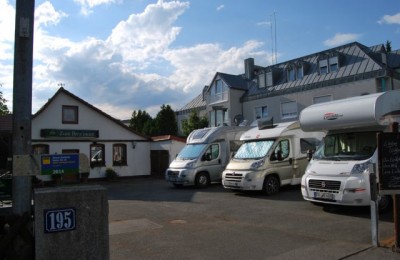 Gruone Au zum Brezn'mwirt 