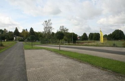 Wohnmobilstellplatz am sportgelande