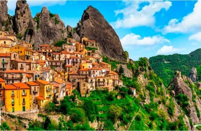 Il Touring Club Italiano assegna cinque nuove Bandiere Arancioni