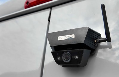 Focus accessori: AUTO-VOX Solar 5B